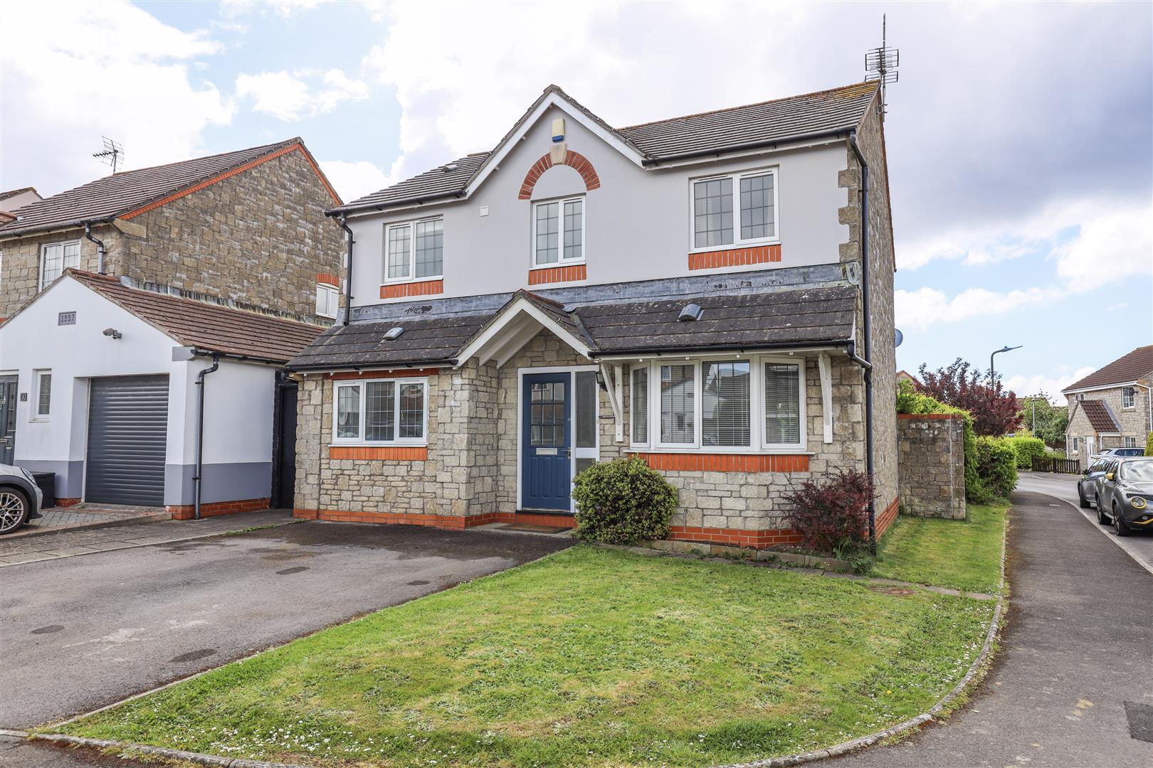 Cwrt Syr Dafydd, Llantwit Major, Vale of Glamorgan. CF61 2SR